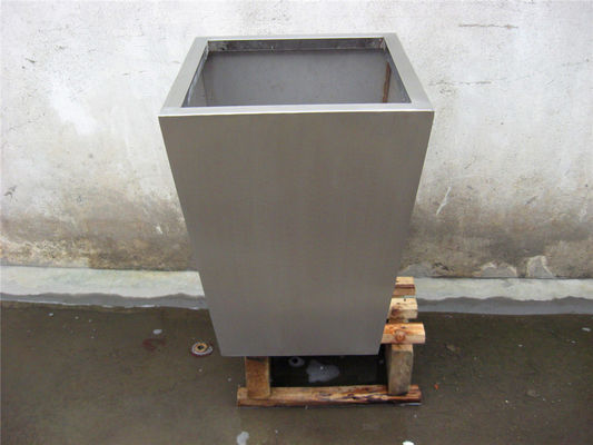 Duża metalowa doniczka ze stali nierdzewnej w sprayu Ronze Plant Pot